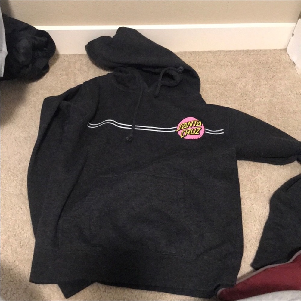 ISO: Santa Cruz sweatshirt women’s size medium